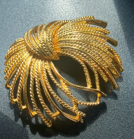 Vintage Gold Filled Brooch Pin