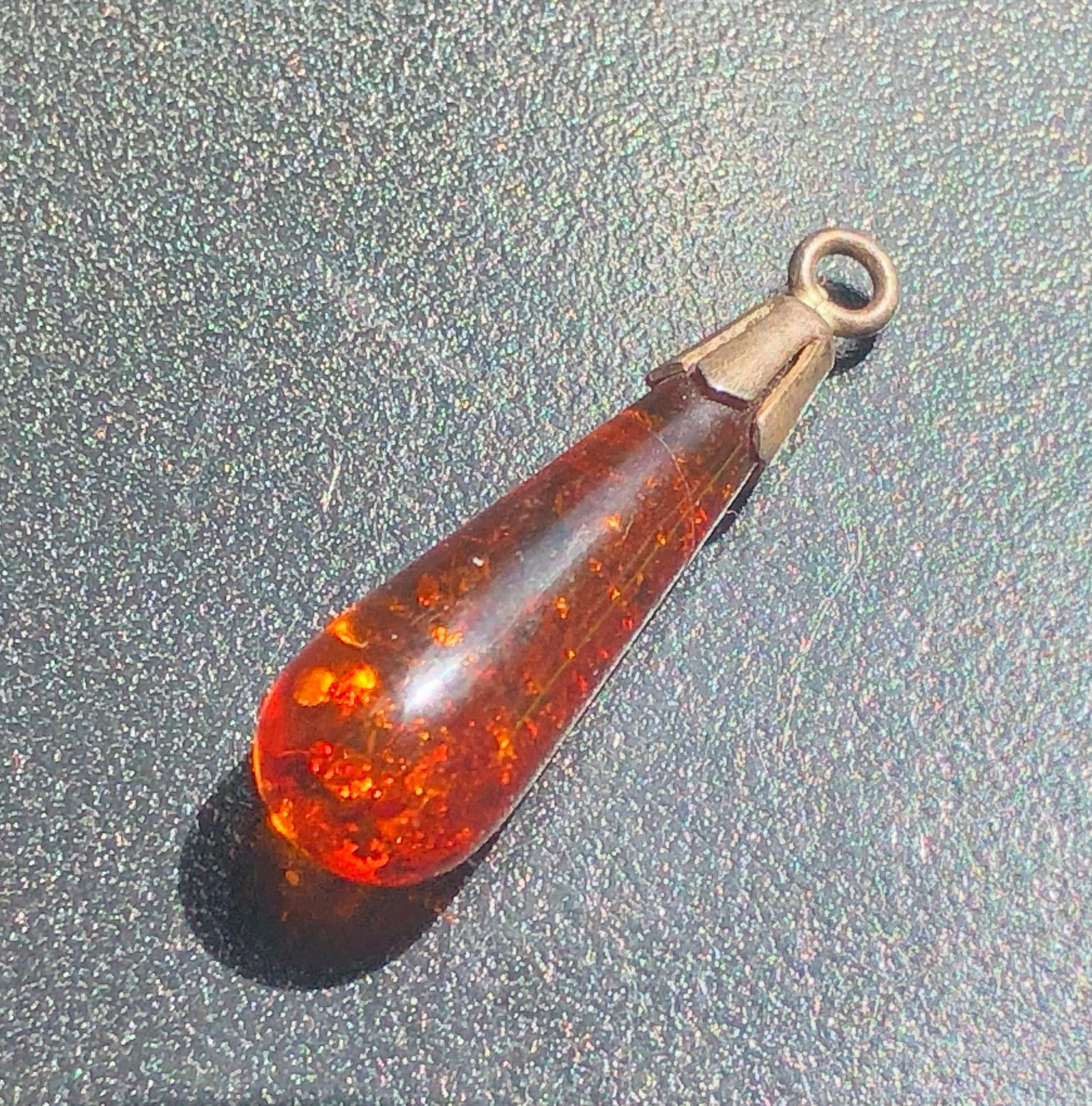 Vintage Amber Pendant: Vintage Amber Pendant