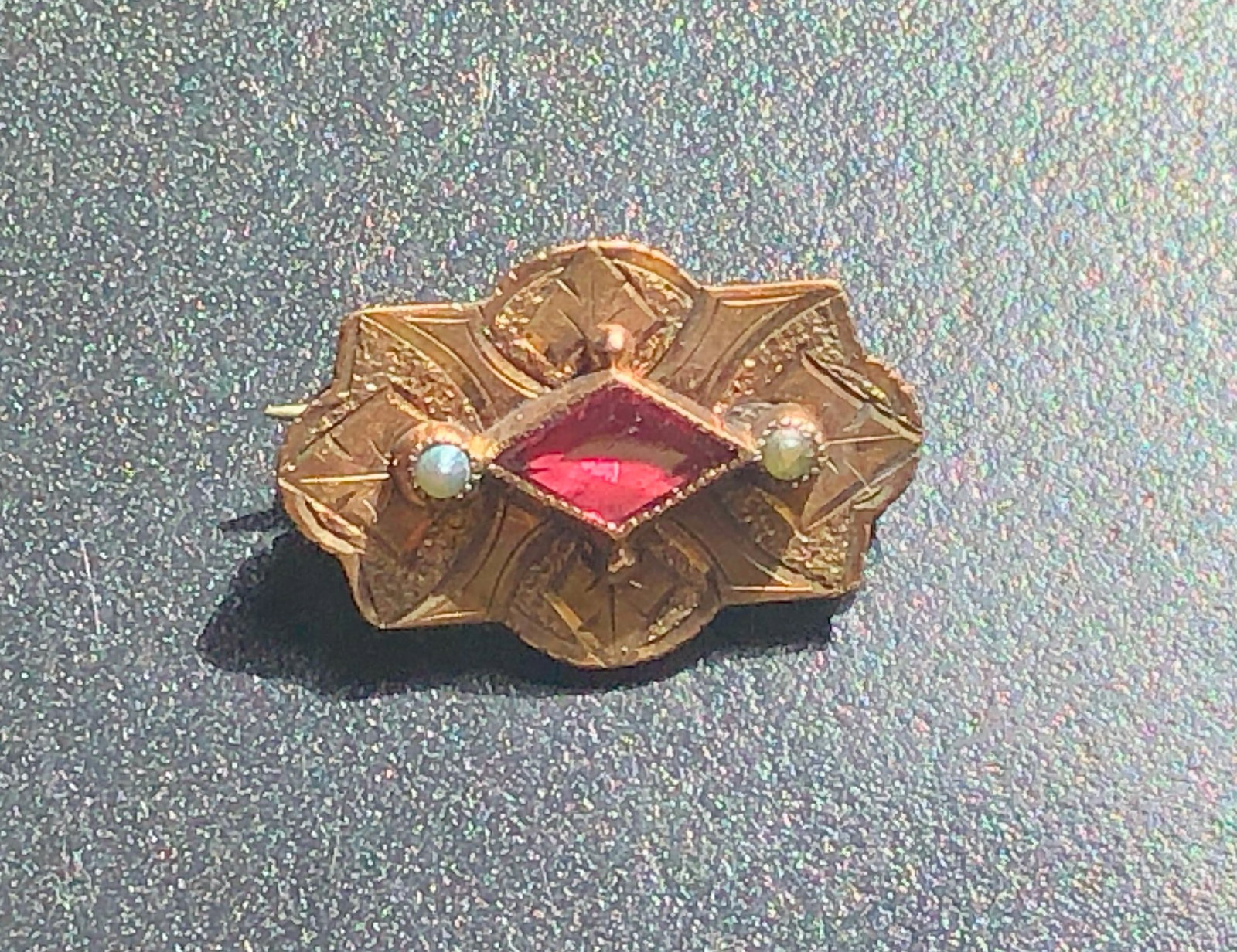 Vintage gold Filled Brooch Pin: Vintage gold Filled Brooch Pin