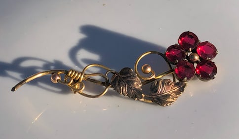 Vintage Gold filled Brooch Pin