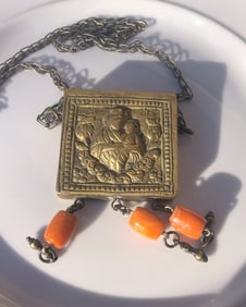 Antique Butter Scotch Amber Necklace