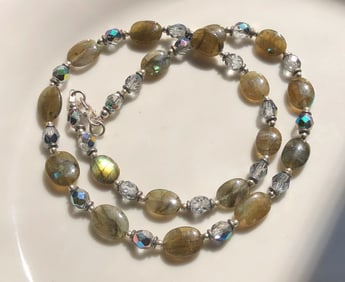 Vvintage necklace