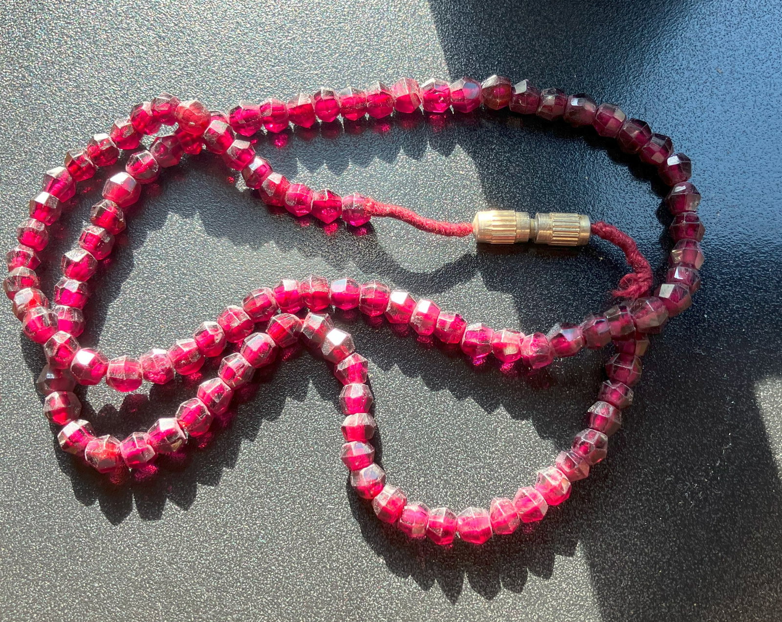 Vintage Garnet Necklace: Vintage Garnet Necklace