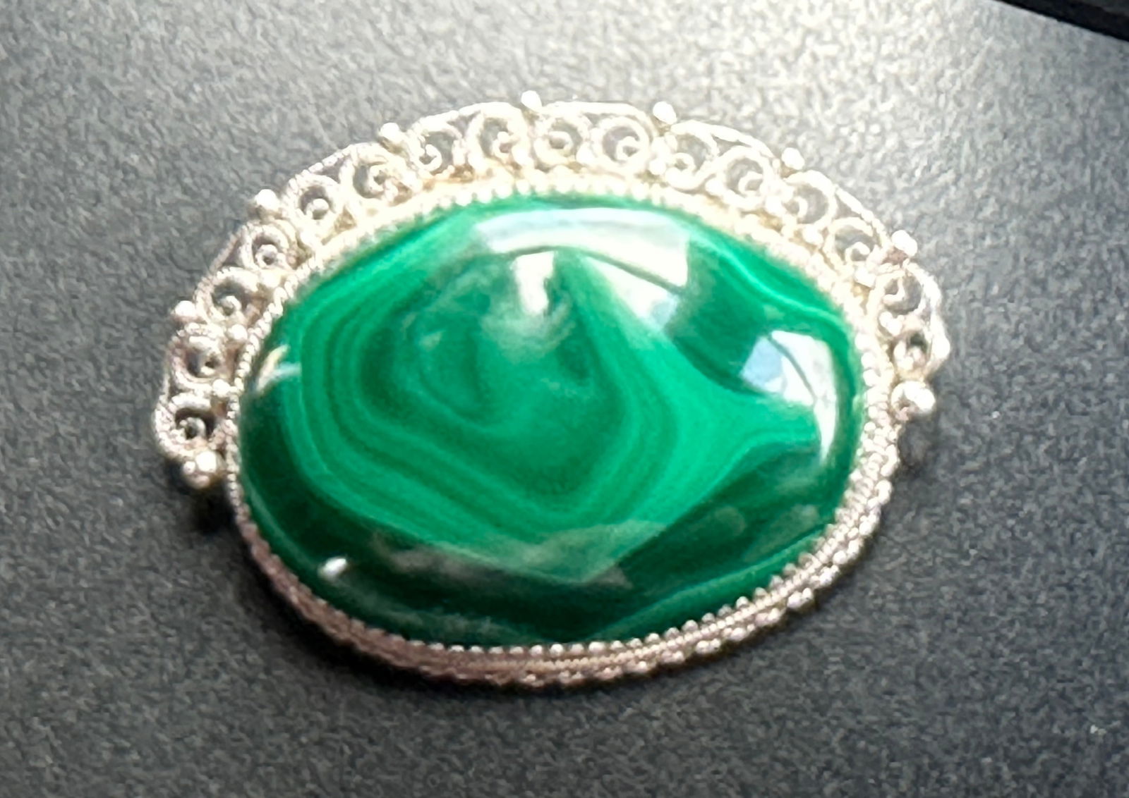 Vintage Malachite Brooch Pin: Vintage Malachite Brooch Pin, Size: 2"