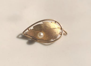 vintage Brooch Ppin
