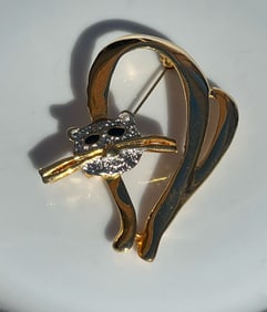 Cat Brooch