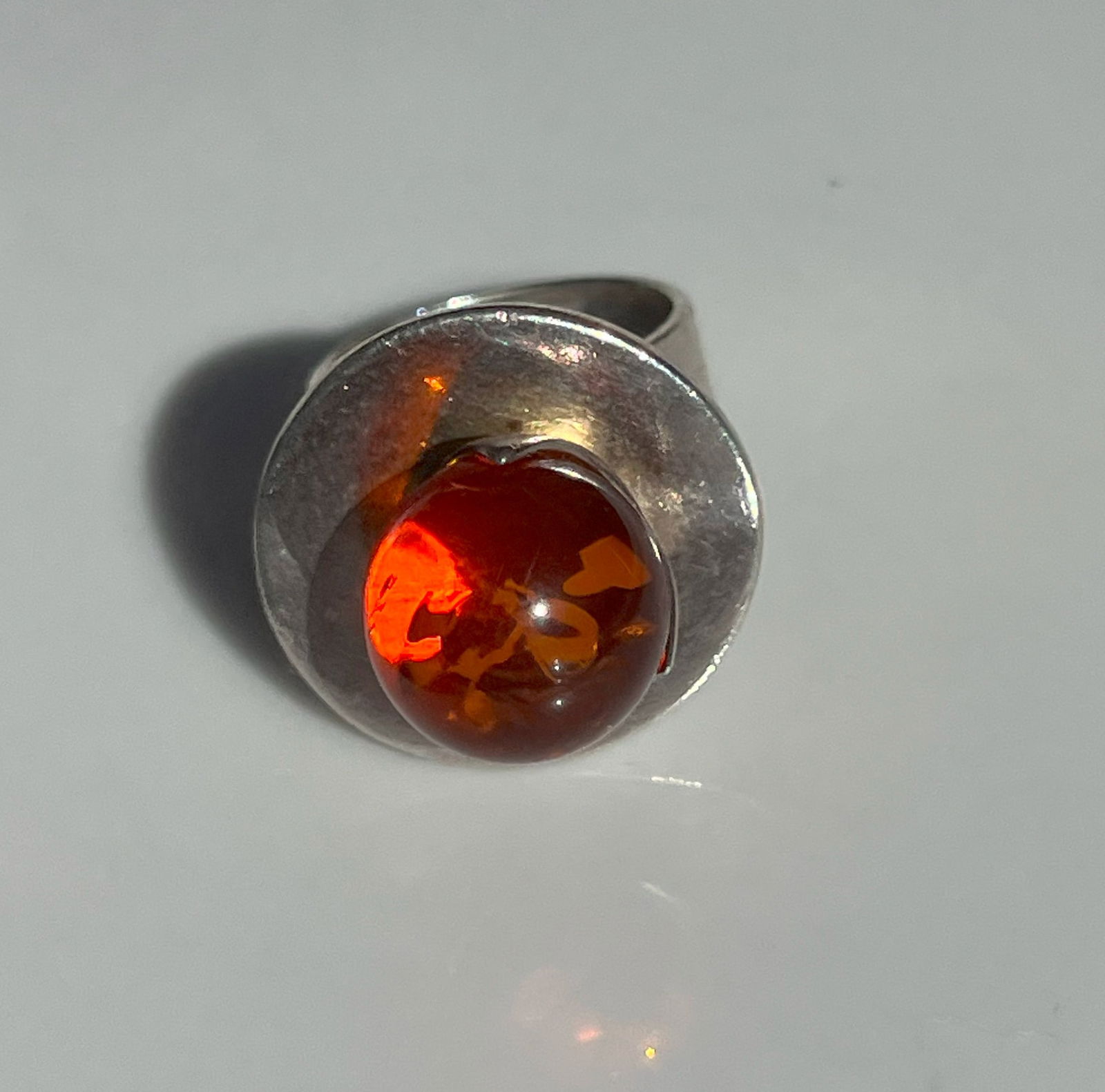 Amber Silver Ring: A beautiful amber stone set in a silver ring, Size 6