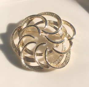 Vintage Brooch Pin