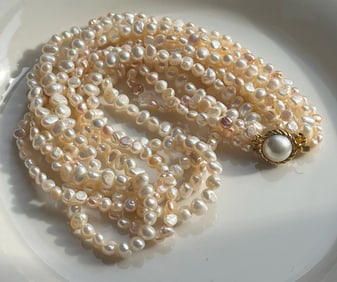 Vintage Pearl Necklace