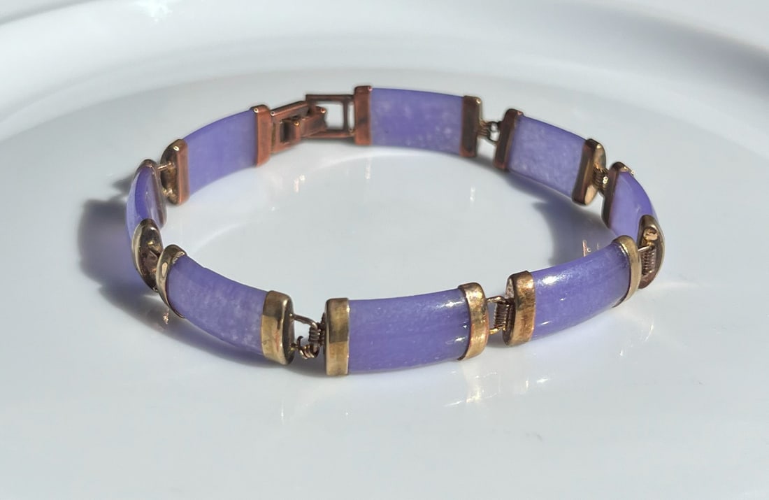 Vintage Jadeite Bracelet (1 of 4)