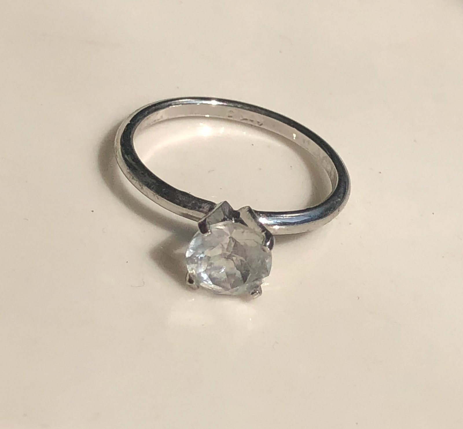 10K Gold Ring: 10K Gold Ring, weight 1.8k