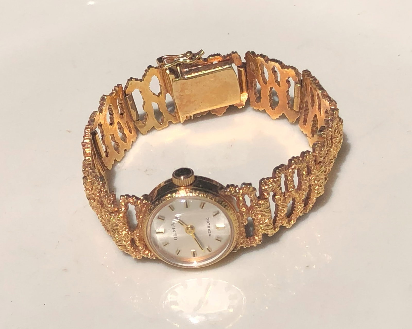 Vintage Swiss olma incabloc Watch: Vintage Swiss olma incabloc Watch