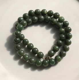 Green jade Beaded Necklace