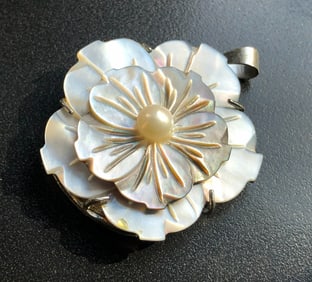 Vintage mother of pearl Pendant