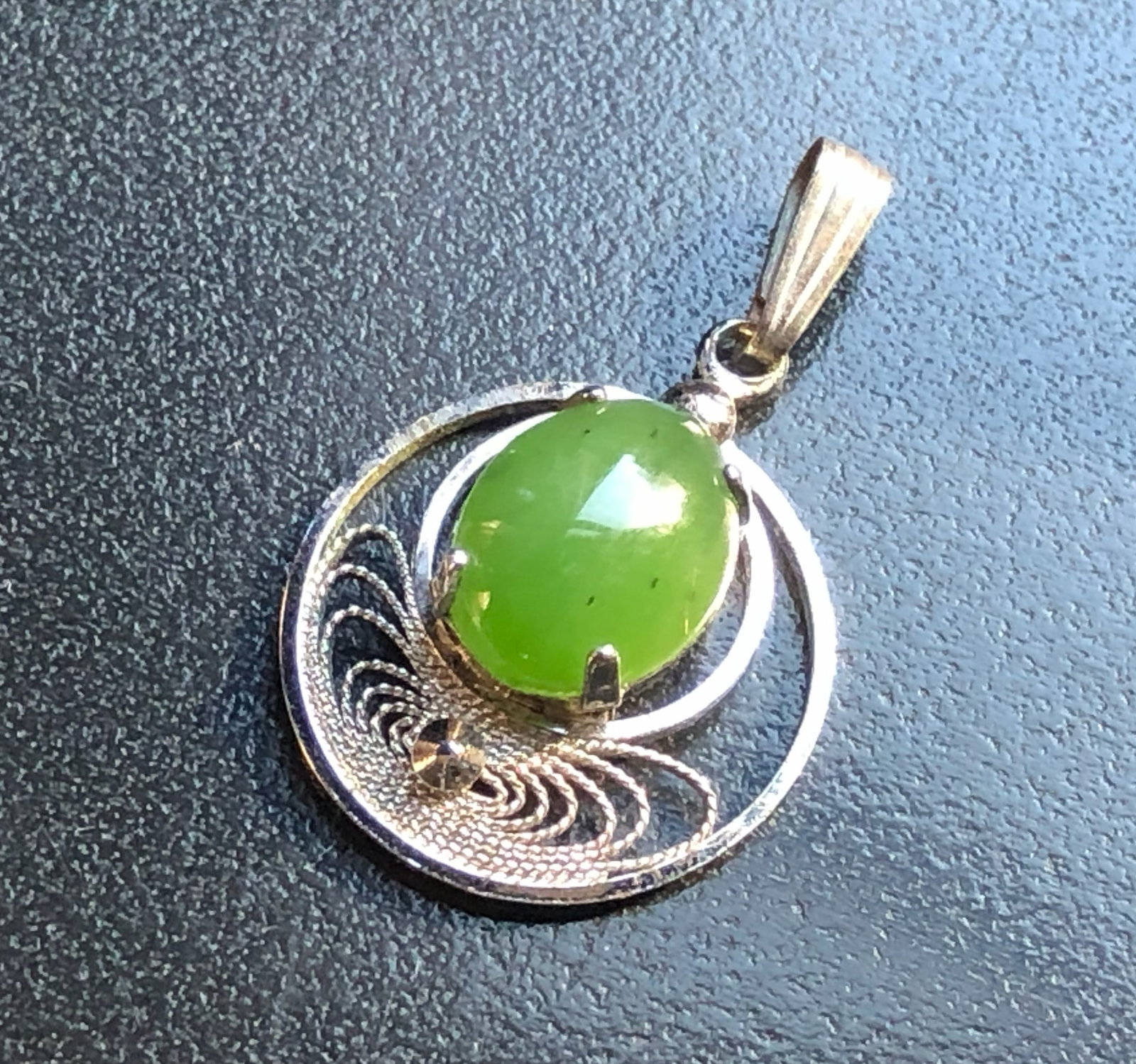 Green Jade Silver Pendant: Green Jade Silver Pendant