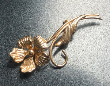 Vintage Gold filled Brooch Pin