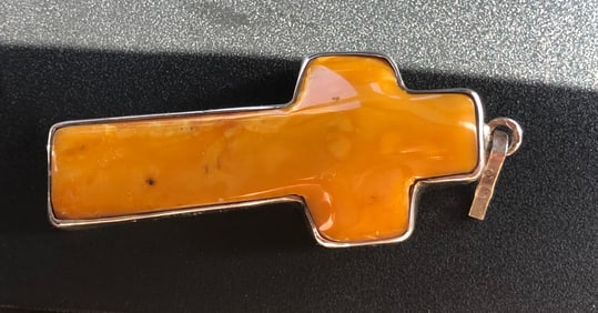 Silver Amber Cross Pendant