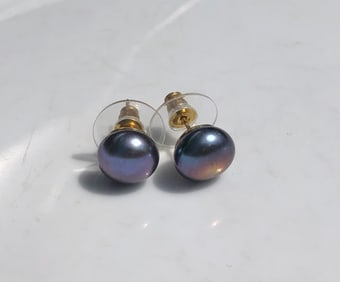 Pair of 14K Gold Pearl Earrings