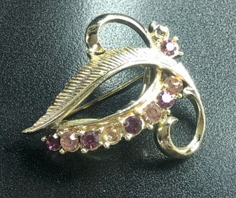 Vintage Brooch Pin