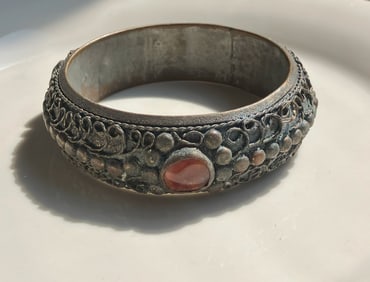 Antique tibet racelet
