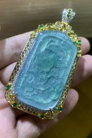 Natural Jadeite Dragon Pendant