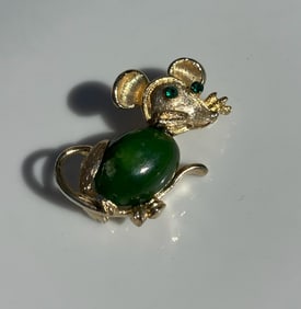 Vintage Green Jade Mouse Brooch