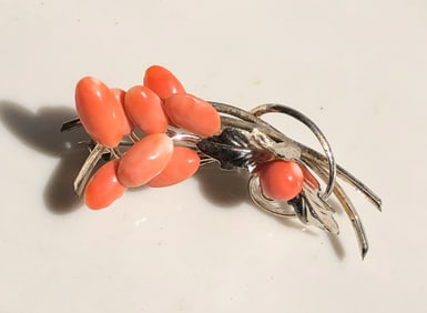 Vintage Coral Brooch Pin