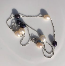 Vintage Pearl Necklace