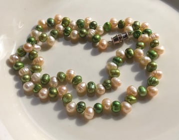 Vintage Pearl Necklace