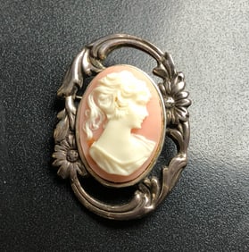 Vintage Brooch Pin