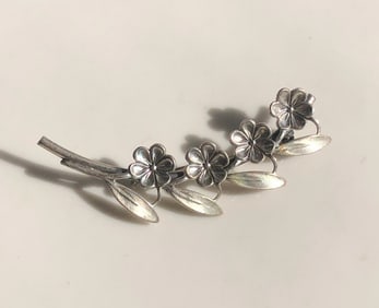 Vintage Silver Brooch Pin