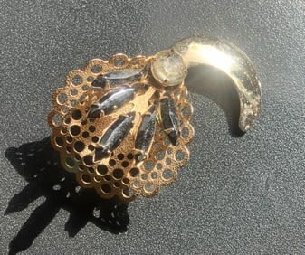 Vintage Brooch Pin