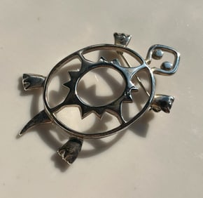 Vintage Silver Brooch Pin