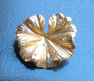 Vintage Gold Plated Brooch Pin