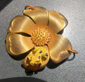 Vintage Brooch Pin