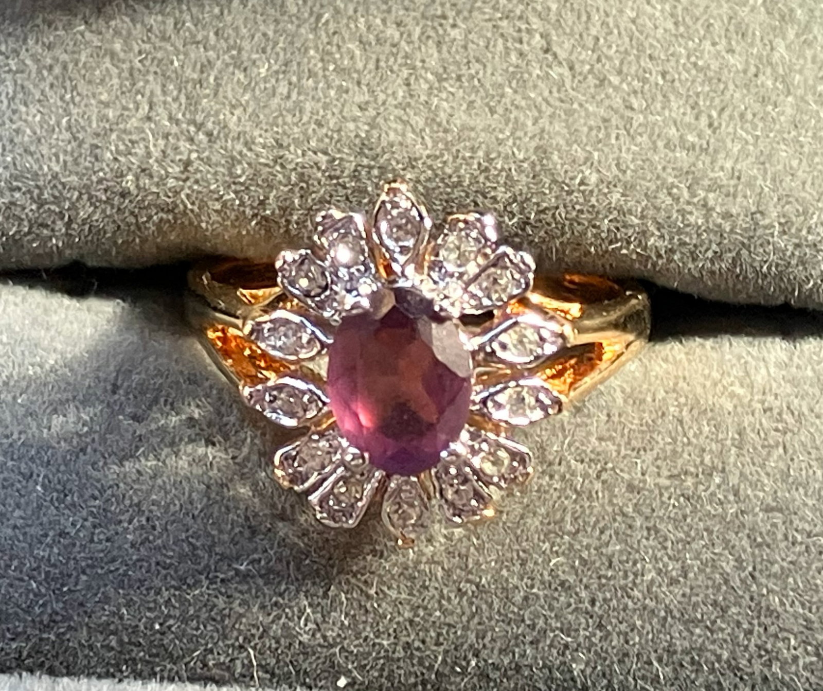 Vintage gold filled Ring: Vintage gold filled Ring, Size 8