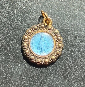 Vintae Pendant