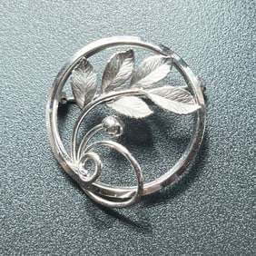 Vintage Silver Brooch Pin