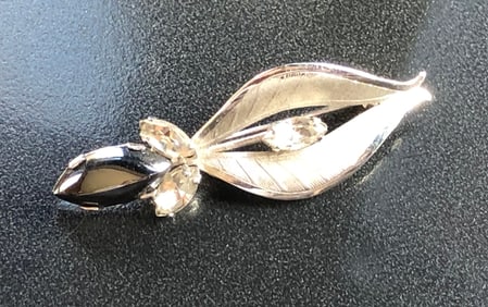 Vintage Brooch Pin