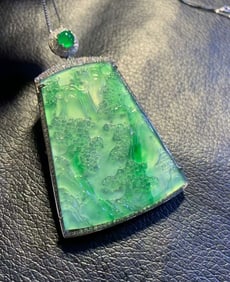 Natural Green Jadeite  Pendant