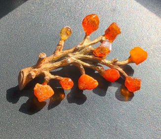 Vintage Amber Brooch Pin