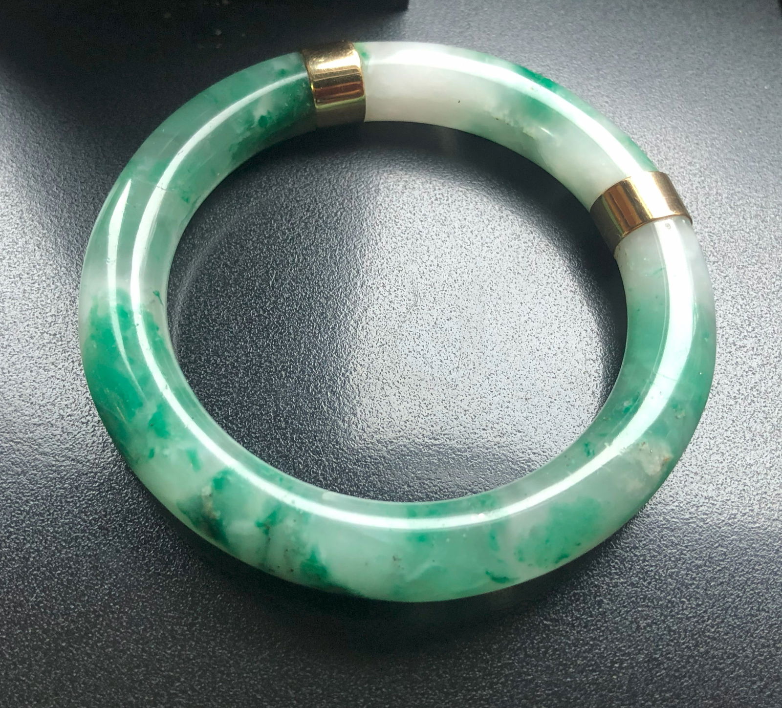14K Gold Jadeite Bracelet: 14K Gold Jadeite Bracelet, Inner diameter 2"
