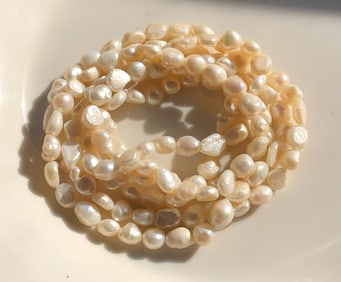 Vintage Pearl Necklace