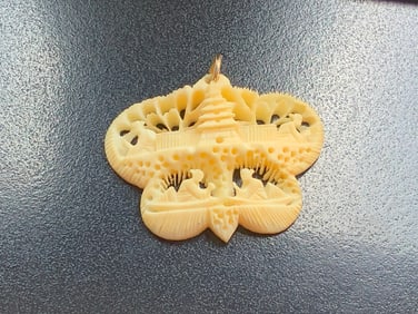 14K Gold Bale Pendant