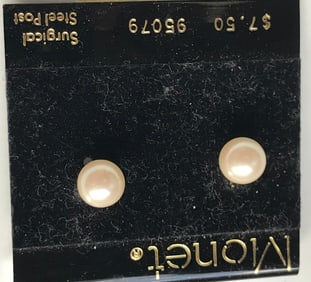 set of monet Faux Pearl stud earings
