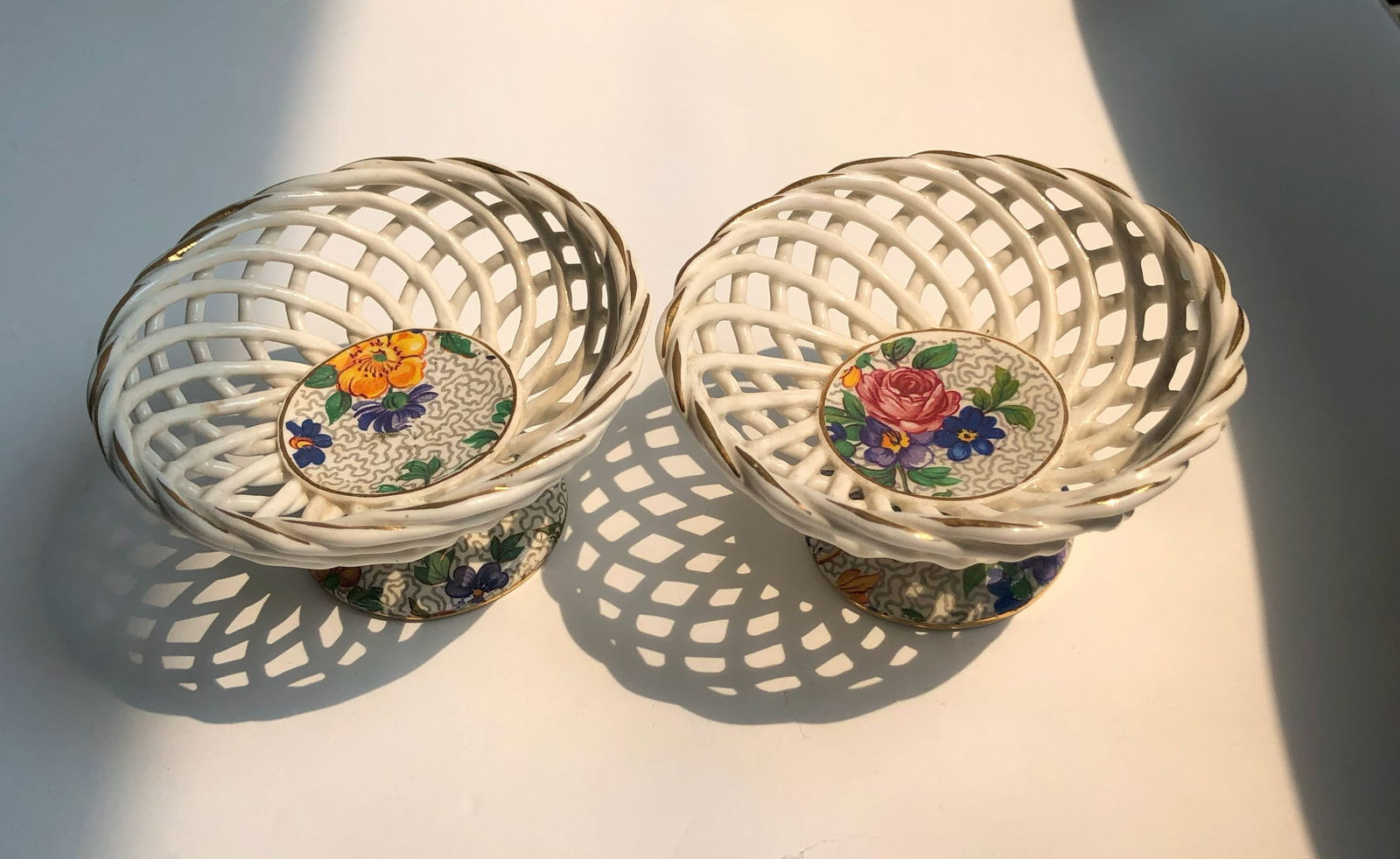 Pair of Germany Dishes: Pair of Germany Dishes