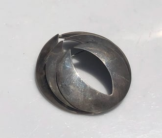 Vintage silver brooch Pin