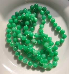 Green Bead Necklace