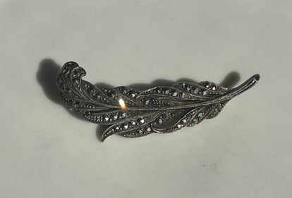 Vintage Silver Brooch Pin