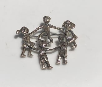 Vintage Silver Brooch Pin